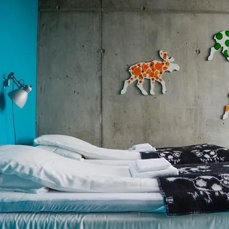 Stokkoya Strandhotell Hotell Hosen