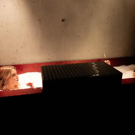 Stokkoya Strandhotell Hosen